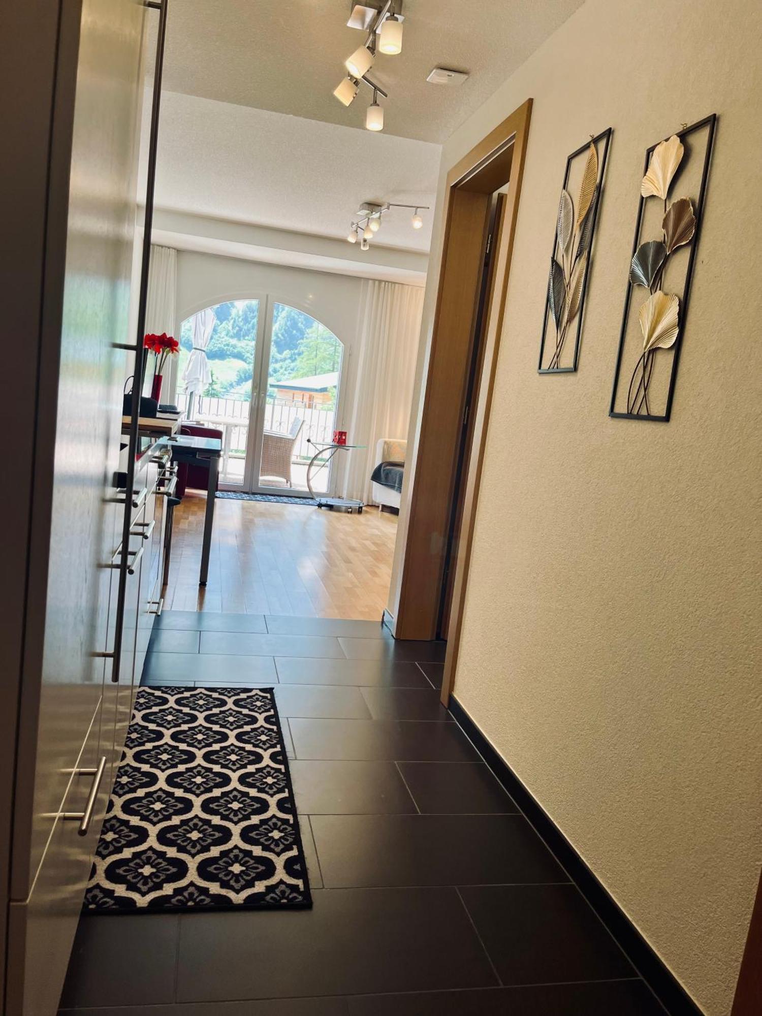Apartments Residenz Iris ロイカーバード エクステリア 写真
